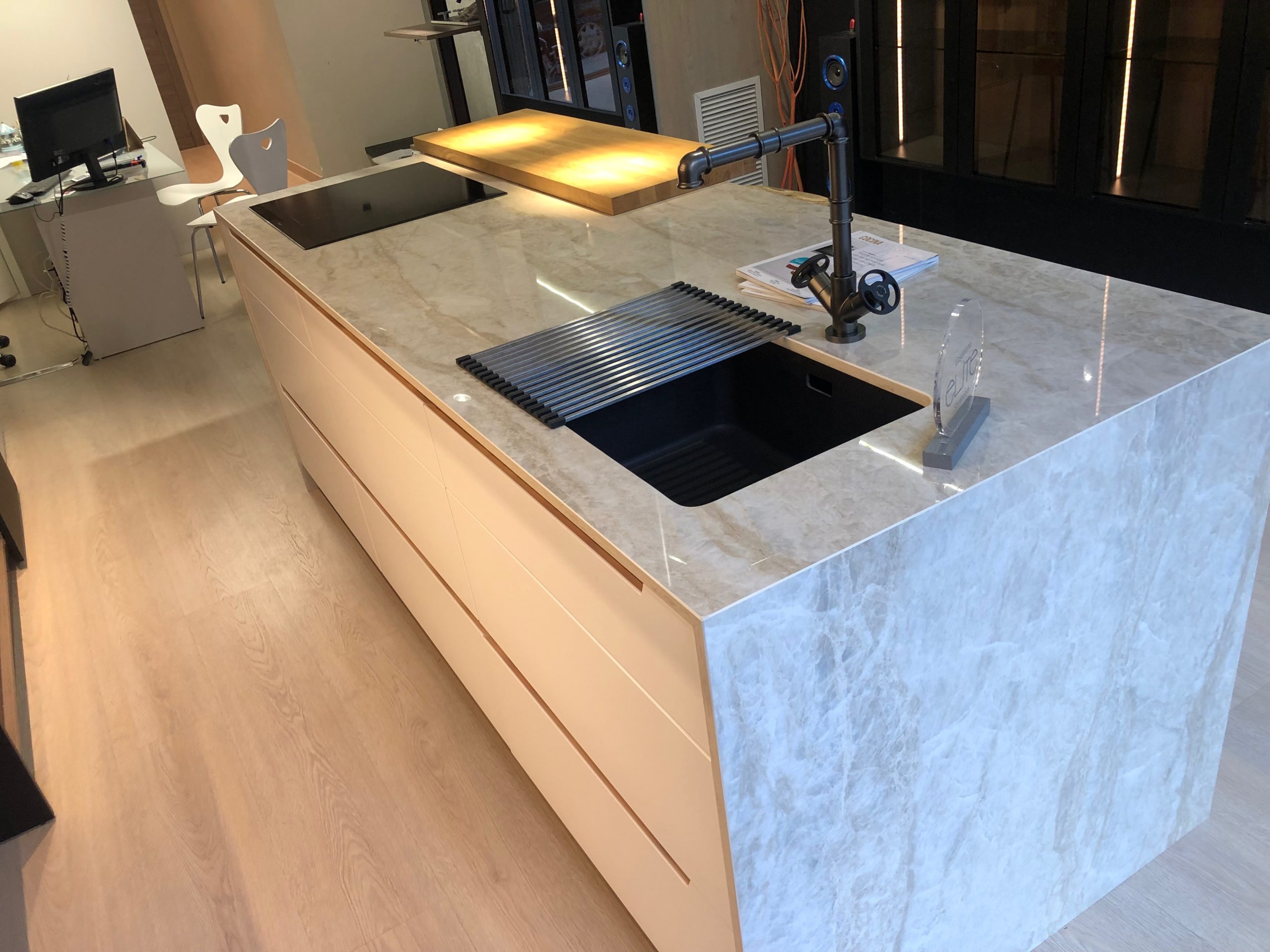 Appui de fenêtre extérieur en Dekton Taga